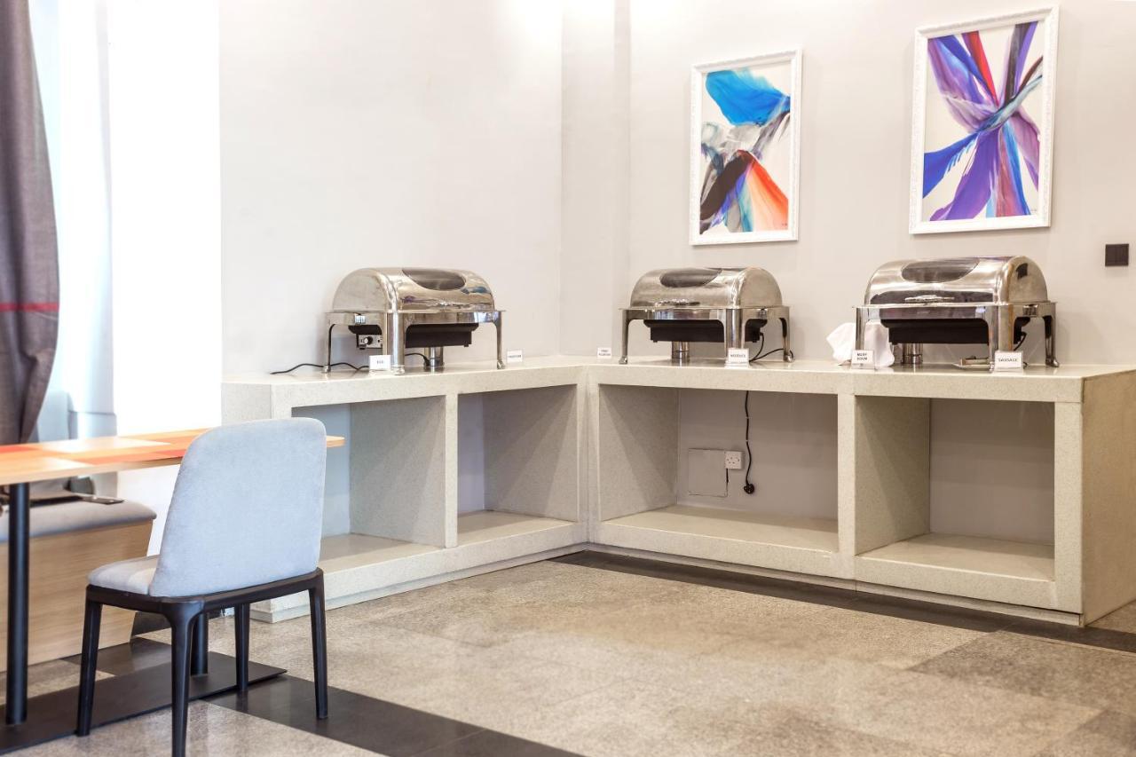 Ivy Hotel Ikeja Lagos Εξωτερικό φωτογραφία