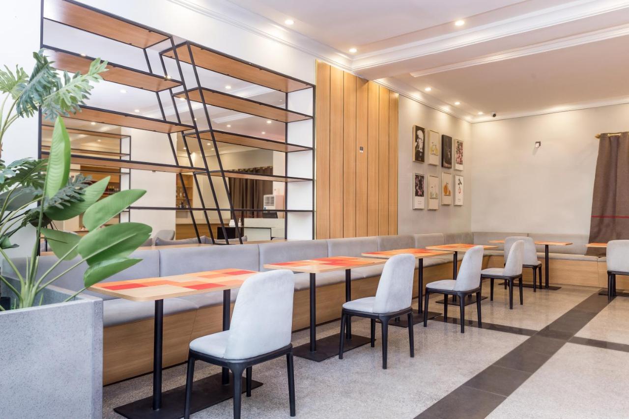 Ivy Hotel Ikeja Lagos Εξωτερικό φωτογραφία